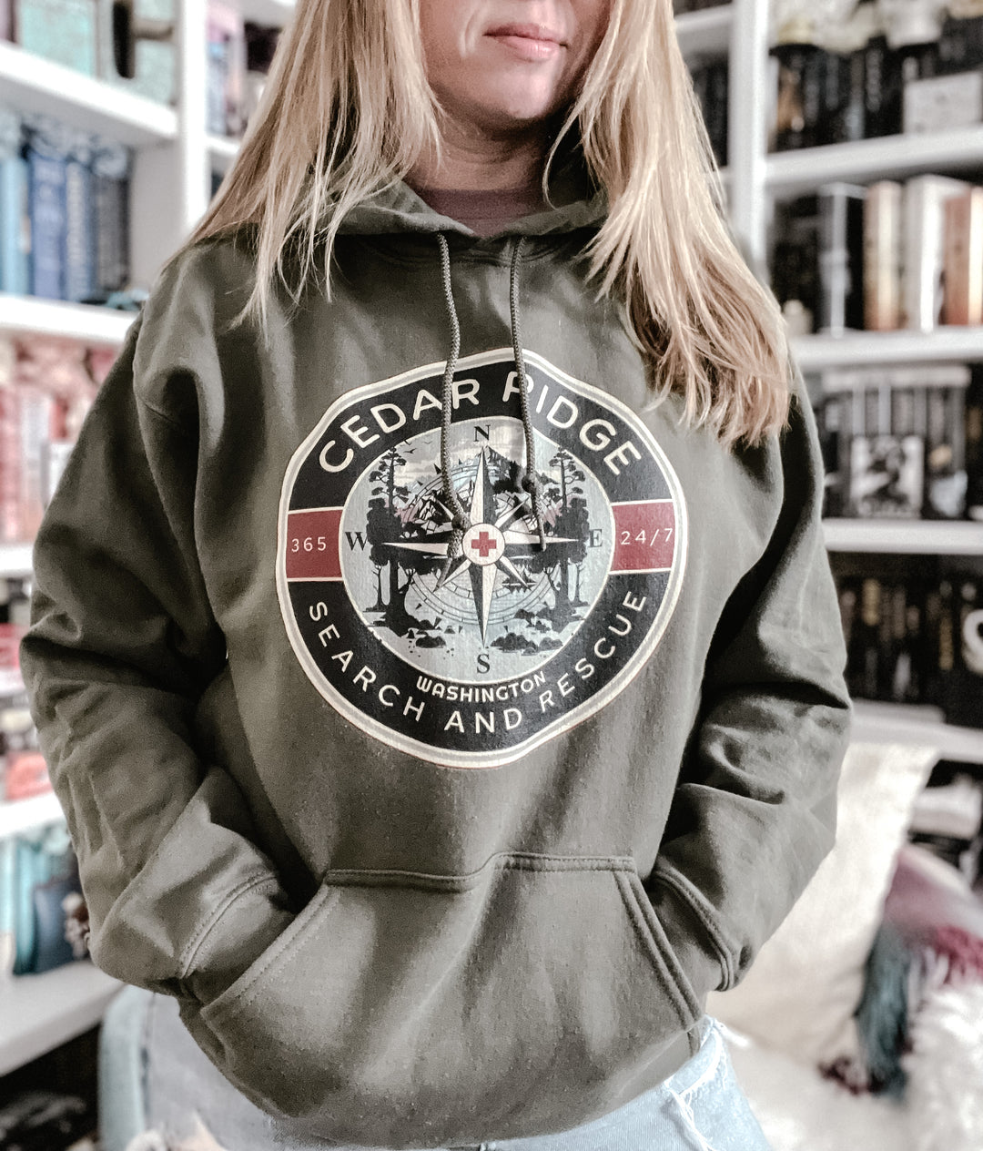 Catherine Cowles- Búsqueda y Rescate Sudadera con capucha unisex